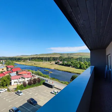 River Side Apartment With Terrace Floresti  Exterior photo